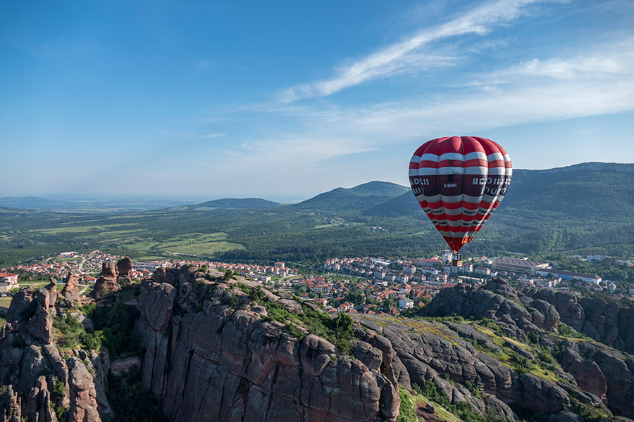 Полети с балон над Белоградчишките скали